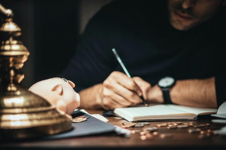 The Simple Secret to Getting More Done in Your Week: Write It Down